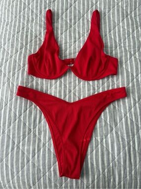 Hollister Red Ribbed Underwire Bikini Swimsuit